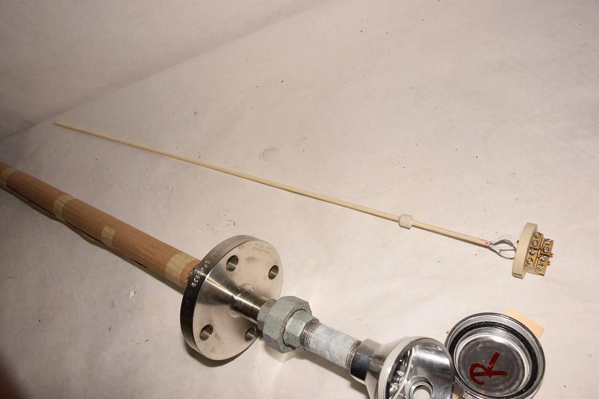 (NEW) MAC SF4283B , 316/316L Stem HT-AWE070303  Thermocouple Temperature Sensor