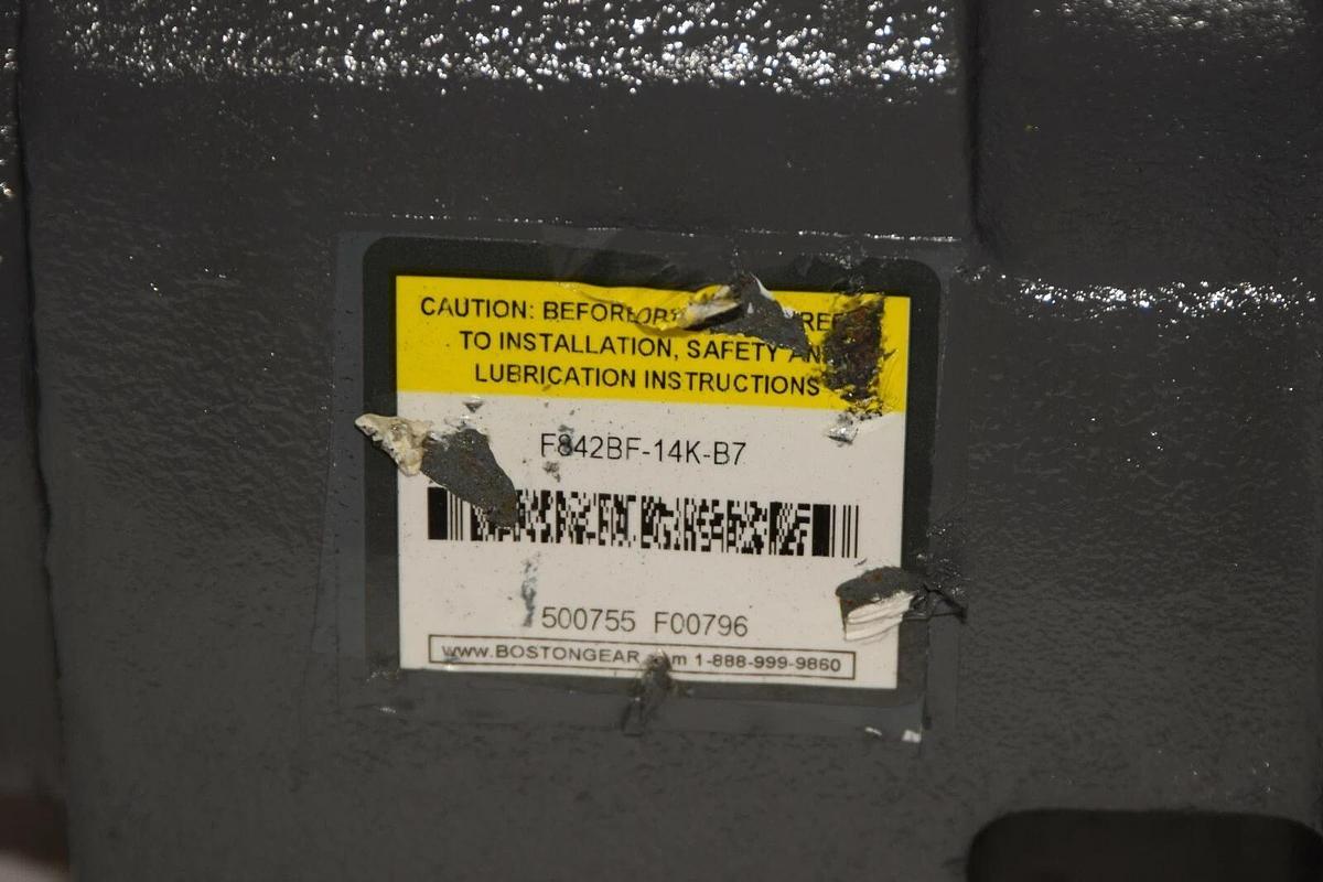 BOSTON GEAR F842BF-14K-B7 F842BF14KB7 Gear Box Speed Reducer Ratio 14.29 NEW