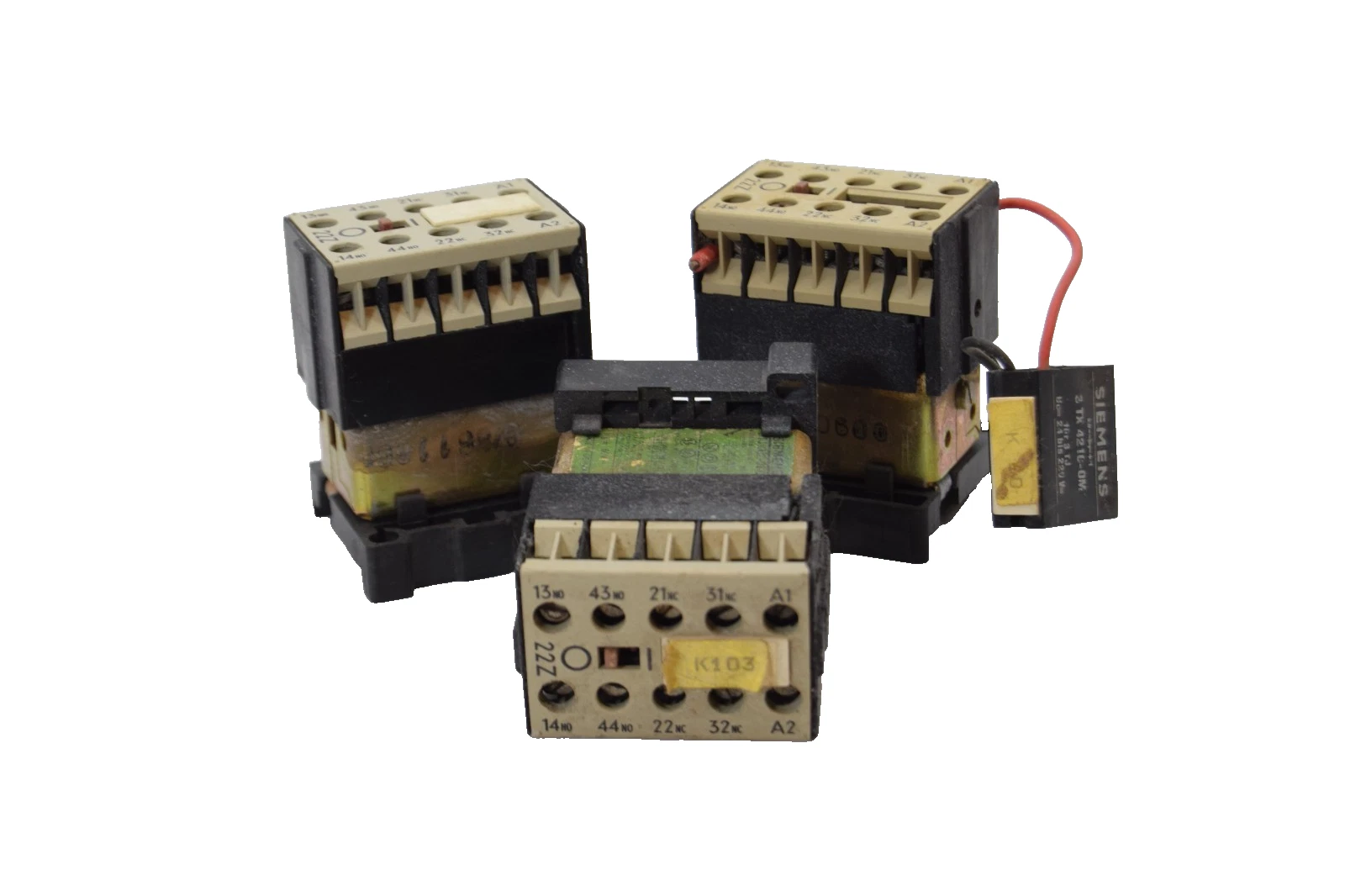 Used Siemens Control Relay 3TJ1002-0BE4 10A 240Vac (Lot of 3)