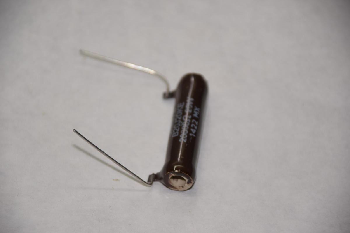 OHMITE B20J30KE 2K ohms 20W WIREWOUND RESISTOR NEW