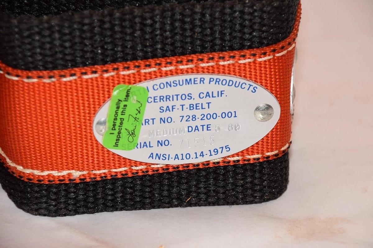 (NEW) NORTH / SAF-T-CLIMB 728-200-001 728200001 Medium Fall Prevention Belt