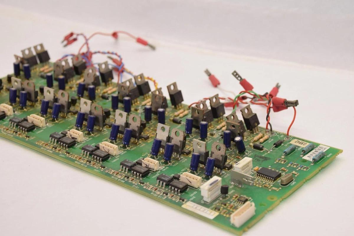 Used TELEMECANIQUE VX5A66105 Gate Driver Board