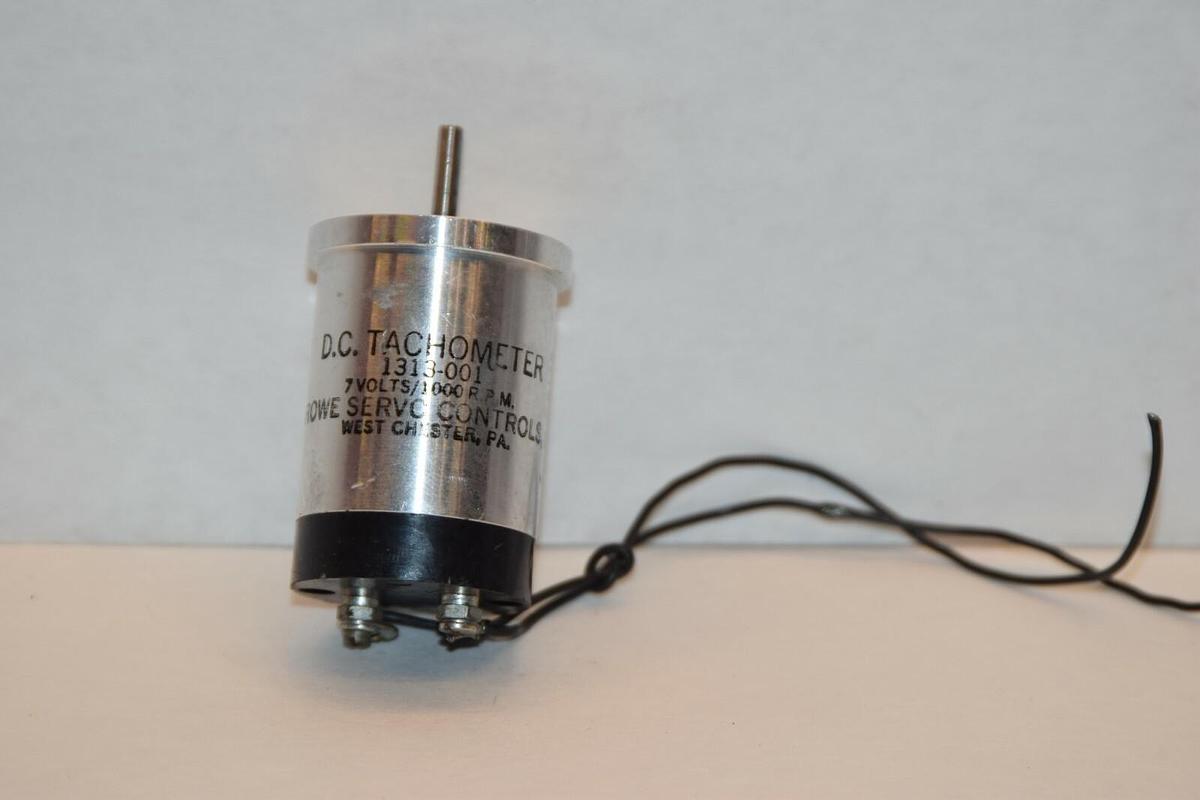 Used HAROWE SERVO 1313-001 7V 1000rpm DC TACHOMETER
