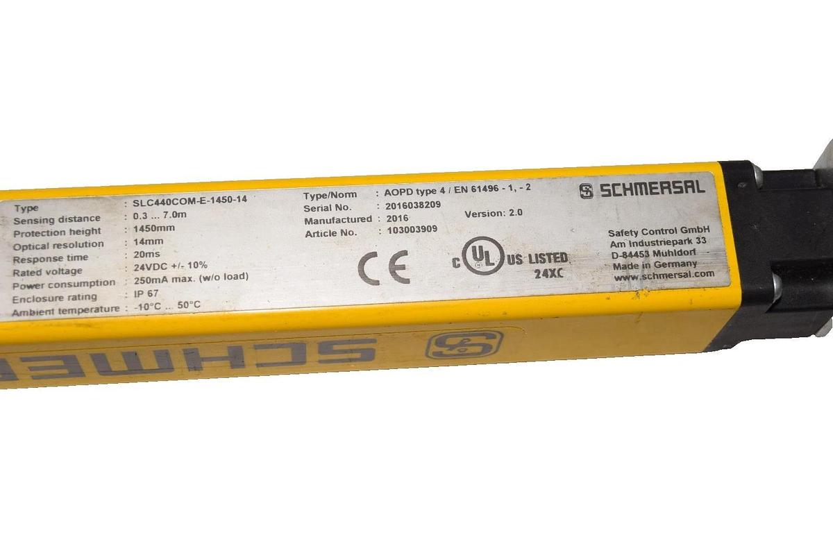Schmersal Safety Light Curtain SLC44COM-E-1450-14 Emitter 24VDC (New)