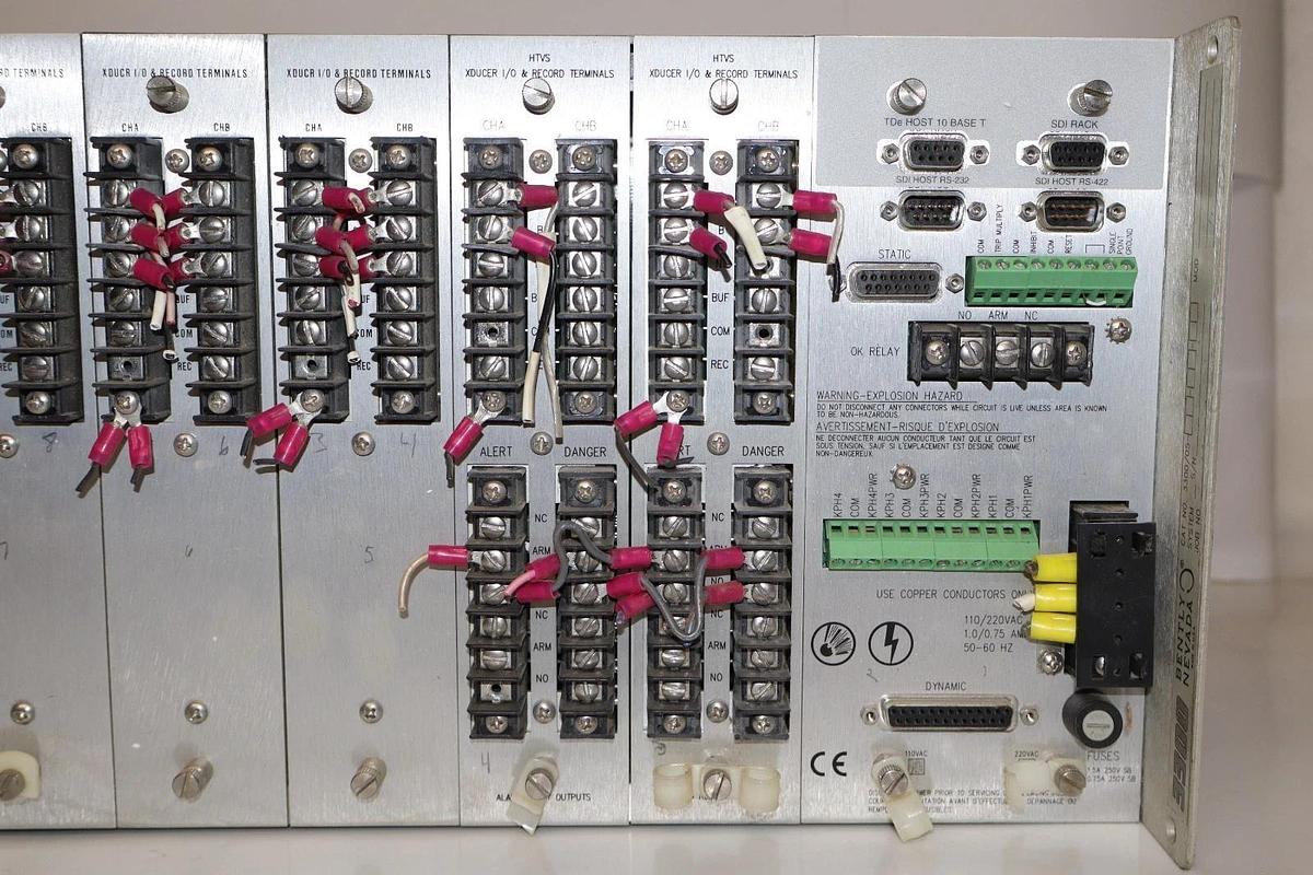 Used Bently Nevada 3300/05 , 3300 Series 13-Slot Chassis