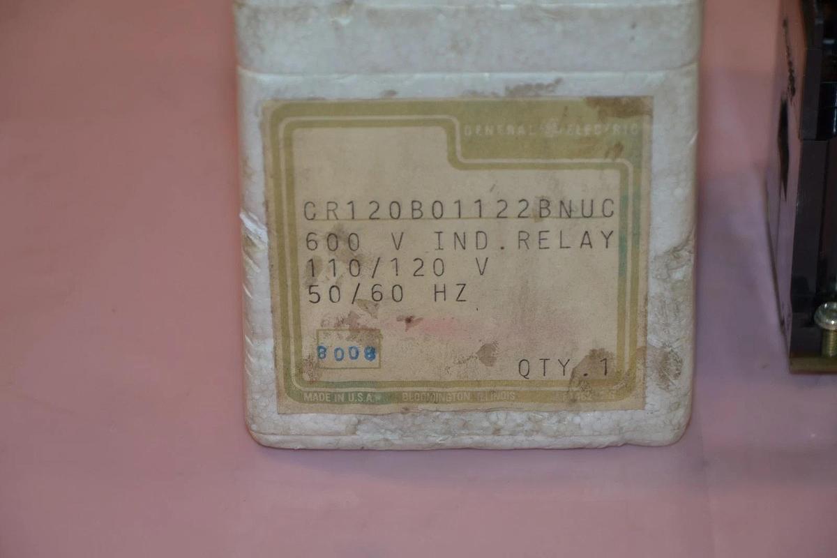 General Electric 600v Industrial Relay CR120B01122BNUC  Coil: 110/120v NEW