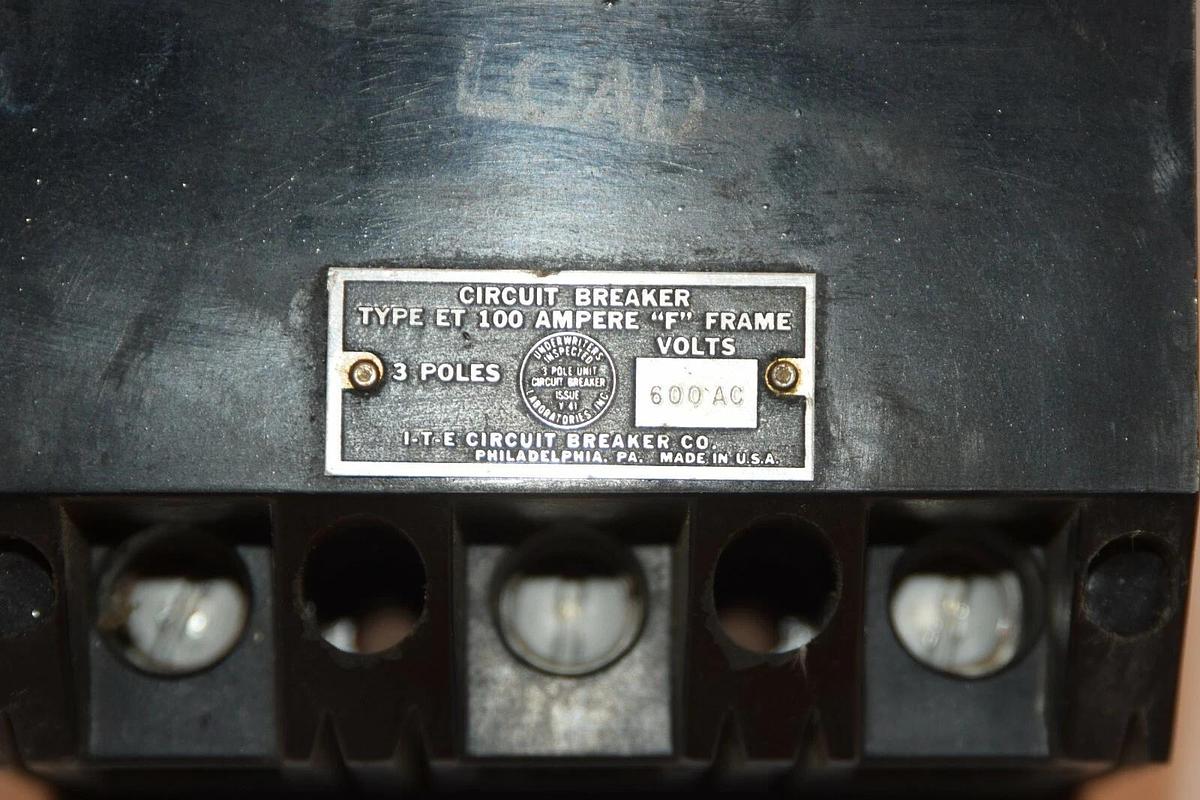Used ITE 50AMP TYPE ET 100 3 POLE CIRCUIT BREAKER AMPERE "F" FRAME 50A 50 A