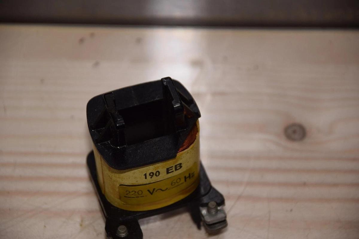 Telemecanique Coil 190 EB 190EB 220V New NOS