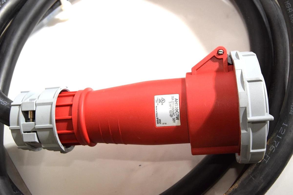 E+I Engineering Group IMPB-TOB-VADATA-WMW-30A, 2X-3Amp PowerBar Buss Tap Tapoff