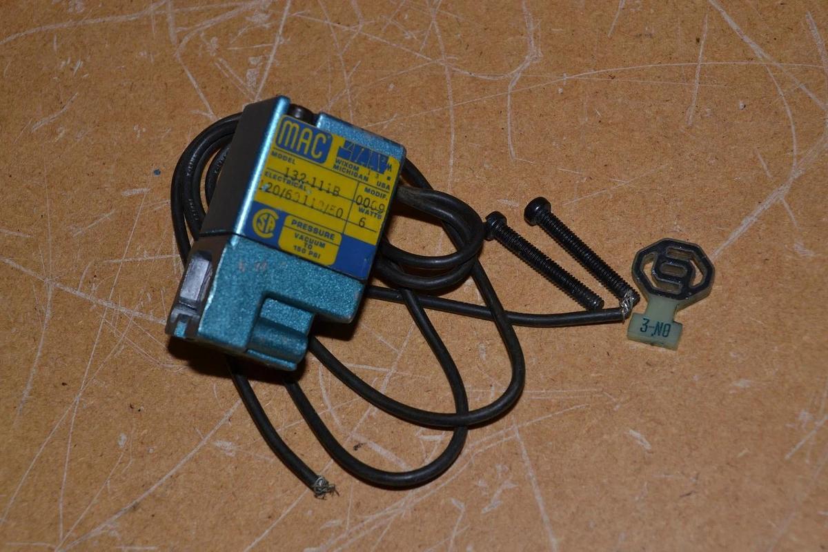 MAC VAVLES 132-111B 132111B 120/60 110/50 6W SOLENOID VAVLE NEW