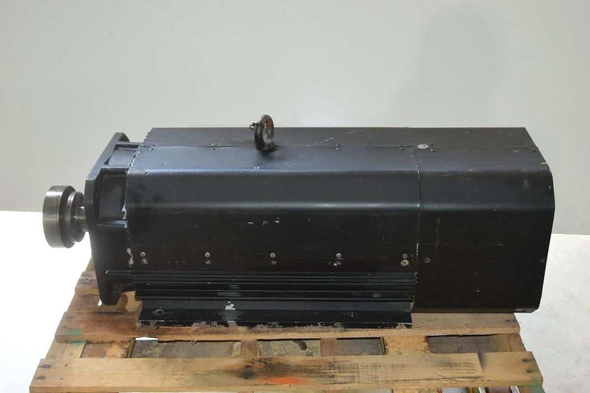 Used INDRAMAT BOSCH Induction Motor 2AD180C-B35LB2-BS03-B2N1 52KW  257752