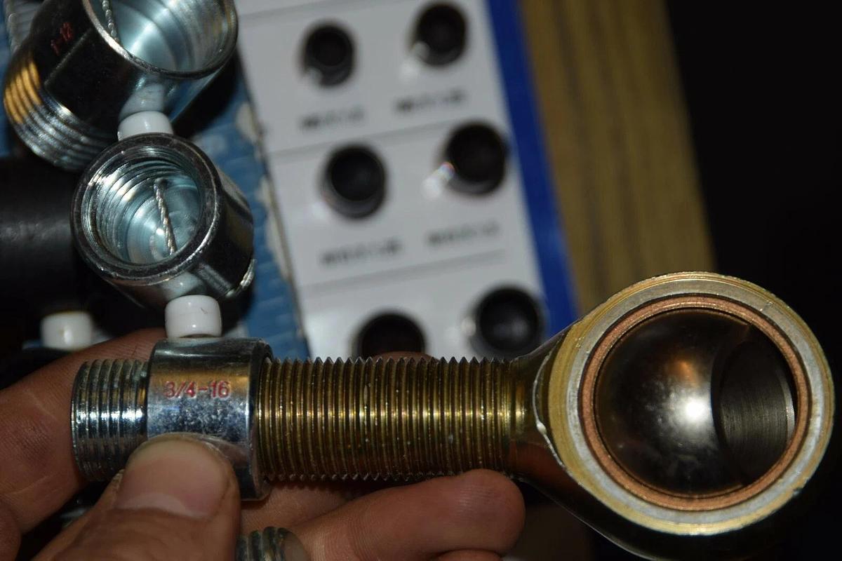 NEW ALINABAL VXM-12 VXM12 3/4" VX-SERIES MALE ROD END