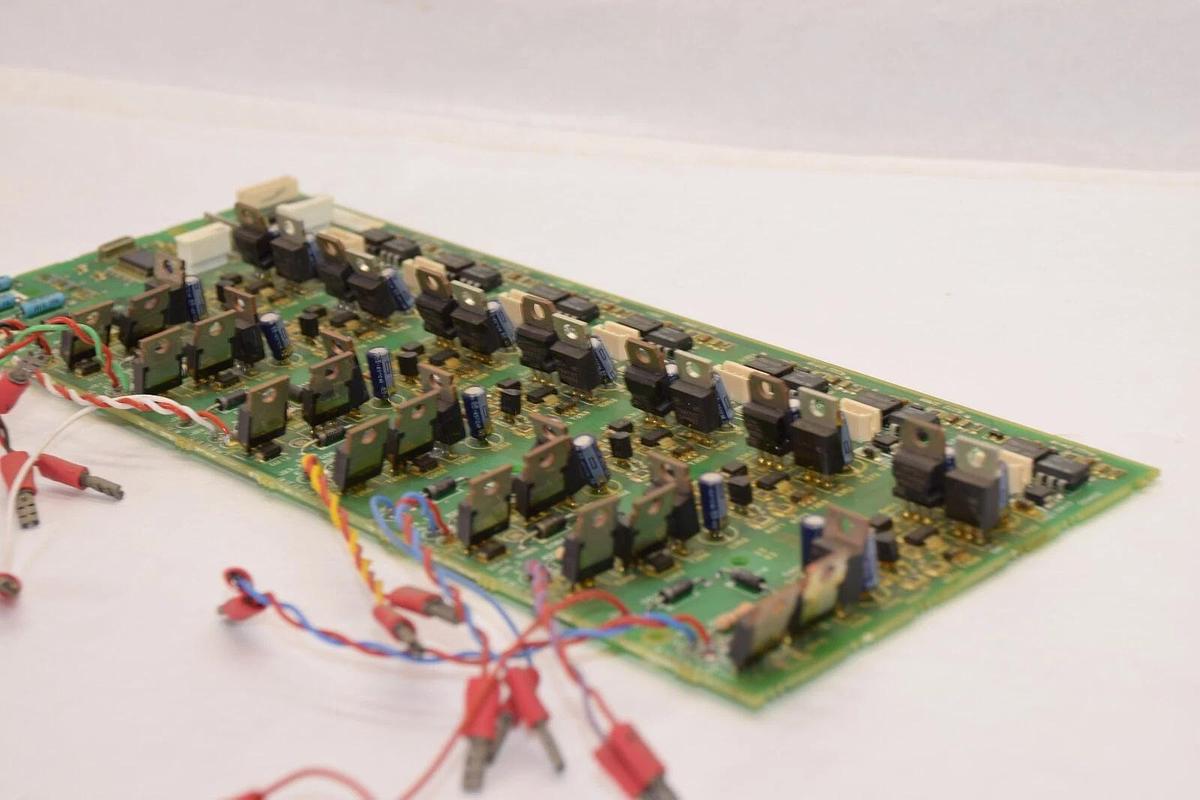 Used TELEMECANIQUE VX5A66105 Gate Driver Board