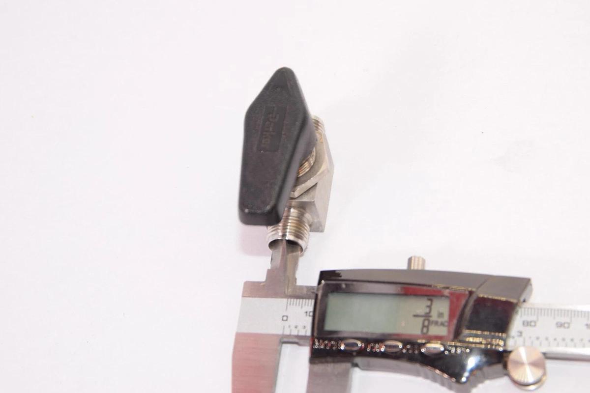 Used PARKER 6Z(A)-MB6LPFA-SSP 15XL Stainless 3/8" Inline 2-Way Valve