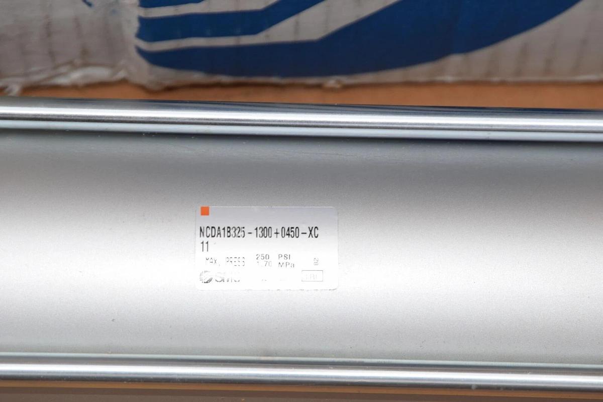 (NEW) SMC NCDA1B325-1300+0450-XC11 250psi 1.70MPa Cylinder Tie Rod