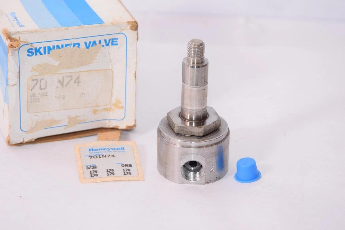 (NEW) HONEYWELL / SKINNER 701N74 3/32 Orifice Valve
