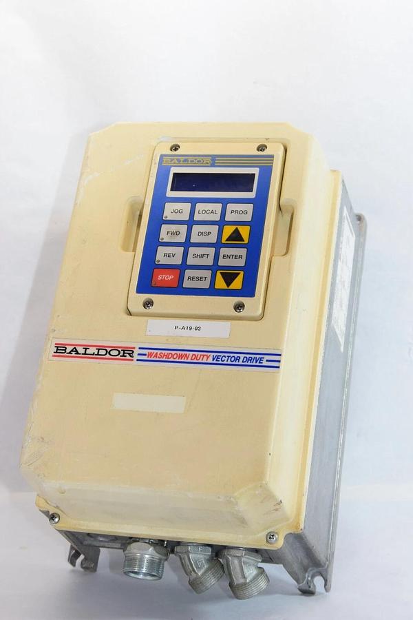 Used BALDOR ZD18H402-W 460Vac 3Ph 50/60Hz Washdown Duty Vector Drive *Cracked Case*