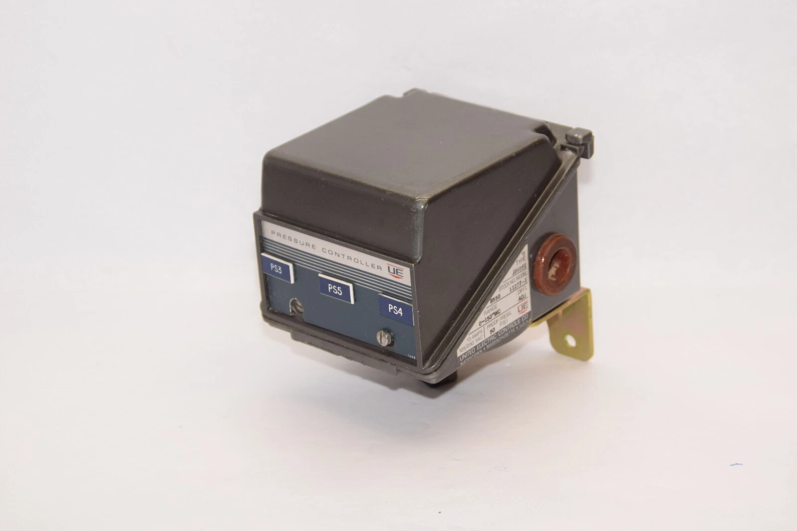 Used UNITED ELECTRIC CONTROLS Pressure Controller J303F2 8550 11277-1 0-150WC 50psi