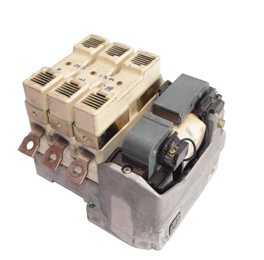 Used FUJI ELECTRIC SRC 363I-8 SRC 3631-8 220A 3PH 220/440/550V AC Magnetic Contactor