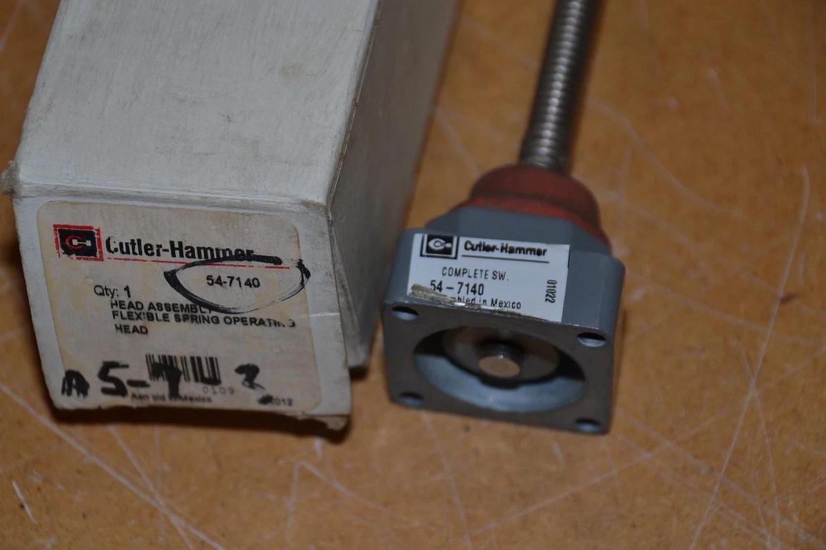 Cutler Hammer 54-7140 Flexible Spring Operating Head NO Diaphragm NEW