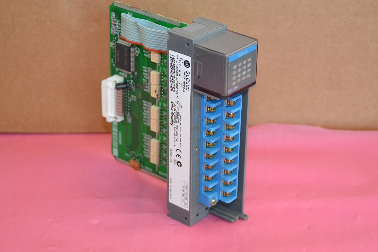 Used ALLEN BRADLEY SLC 500 Input Module 1746-IB16 1746IB16 Ser C