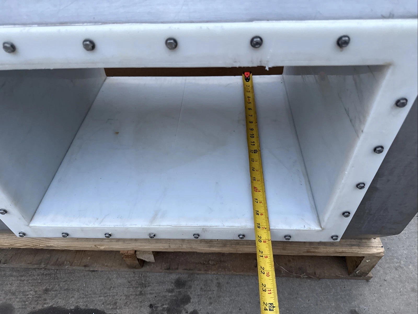 Used Lock Inspection Systems MET30+ Metal Detector for Conveyor 19-1/2" X 11-1/2"