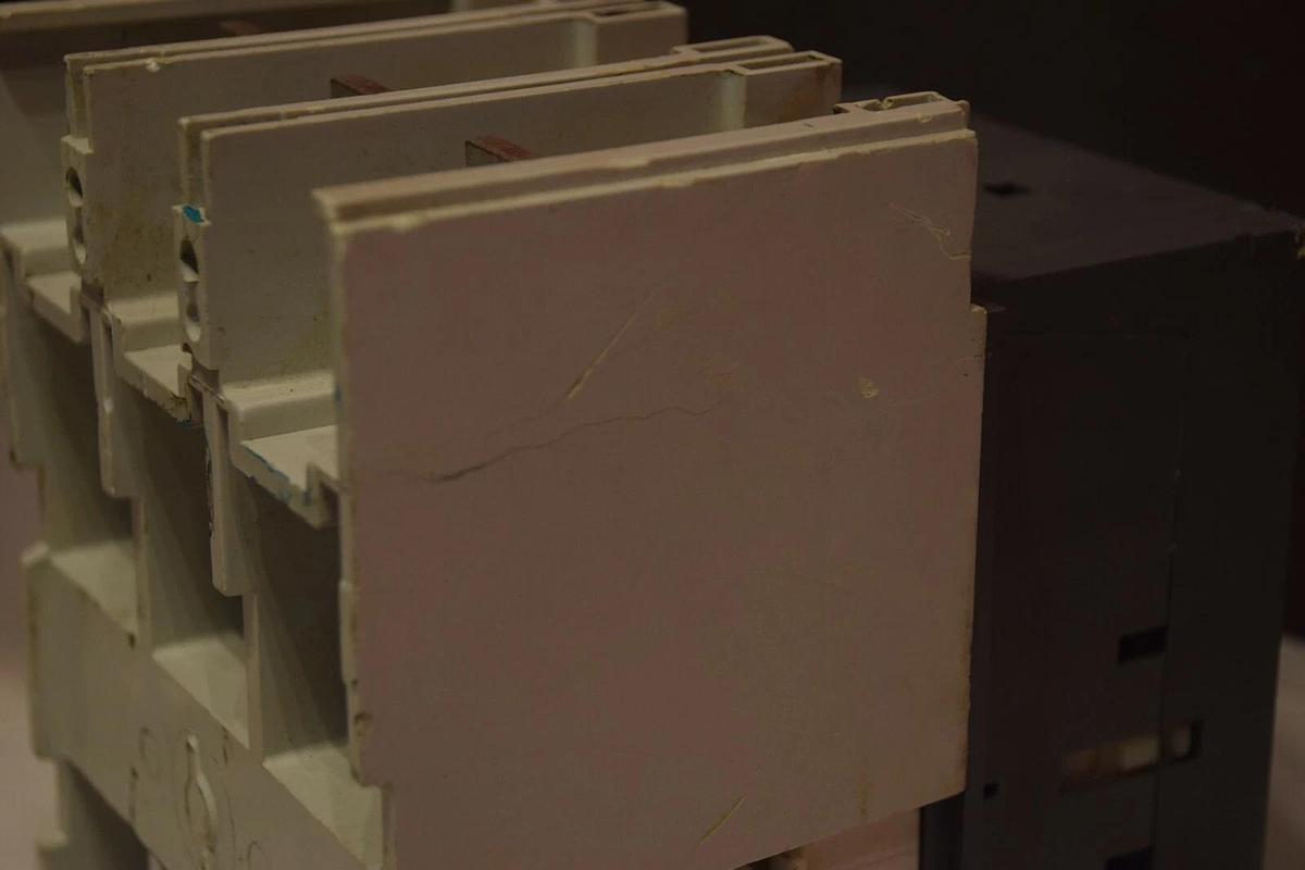 Used ABB A320-30 110V 50Hz 110-120V 60Hz 110-250V CONTACTOR