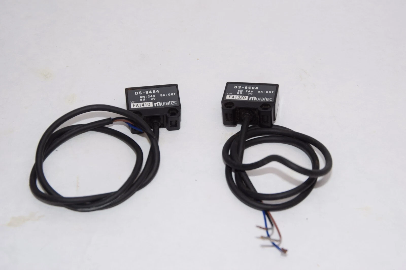 Used MURATEC Photoelectric Sensor DS-9484 DS9484 24V (Lot of 2)