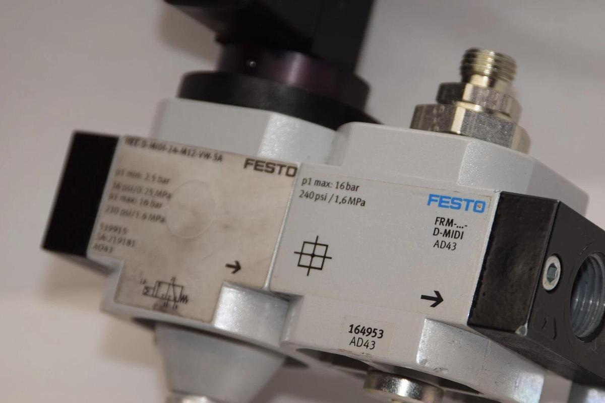 Used FESTO HEE-D-MIDI-24-M12-VW-SA 539915 SA-219181 On/Off Valve