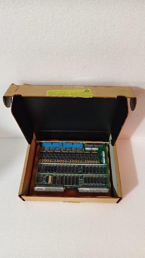 Used ABB FISHER & PORTER CIRCUIT BOARD CARD 686B387U02 686B387 U02 686B387-U02 NEW