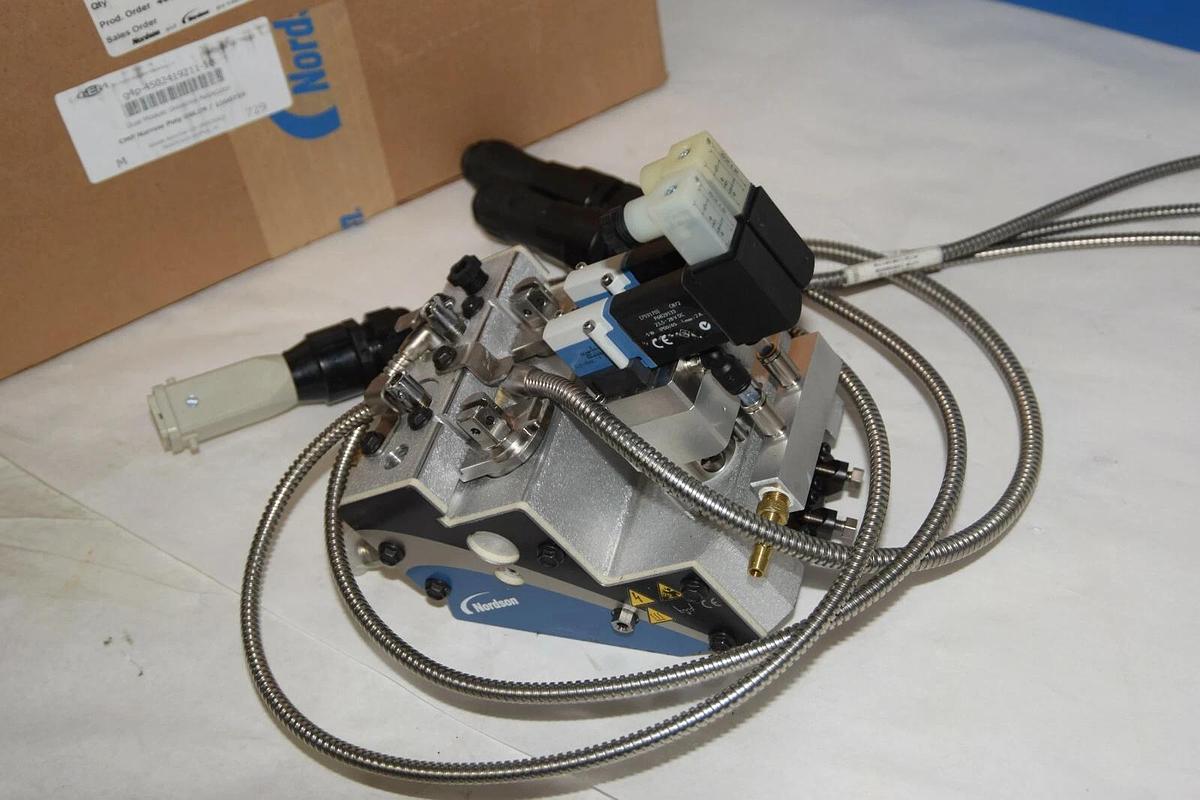 NORDSON 1500759 Applicator Glue Head UA-UMSCXX02-MXVIX/025.0-SPL4,16 (New)