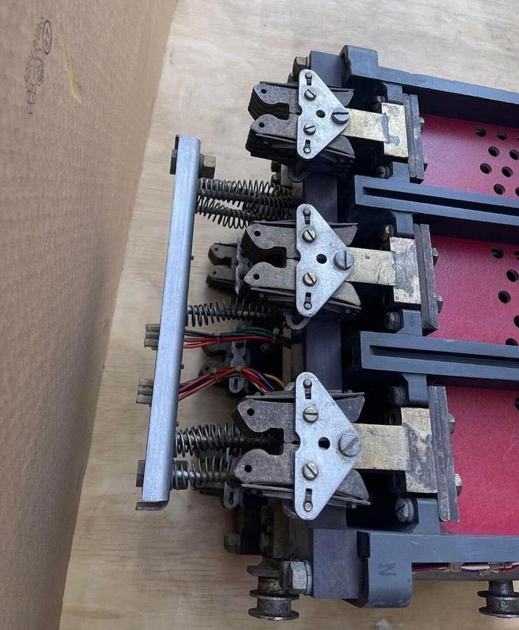 Used Westinghouse SPB100 Pow-R-Breaker Ins Case Breaker Frame 800a  Plug 8SPB600 600a