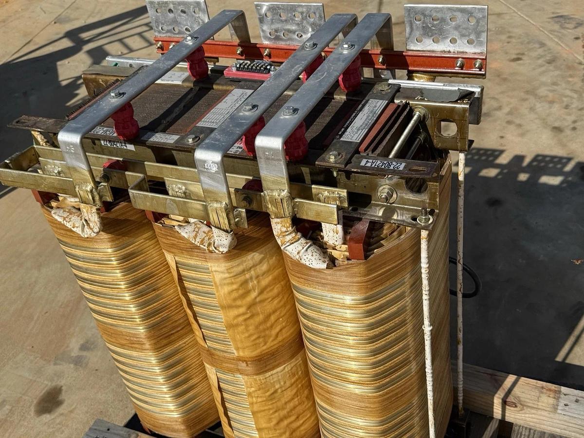 MGM Transformer 300 KVA AD370-S0894 480V-208Y/120 220C 300kva AD370S0894