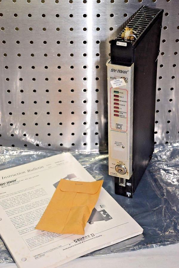 Square D SY/MAX Processor CLASS 8020 SCP-423 SER B4 REV 1.10 Model 400  (NEW)