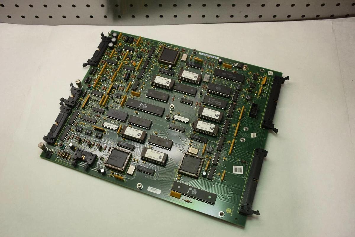 Used ALLEN BRADLEY AB 170095 PC BOARD