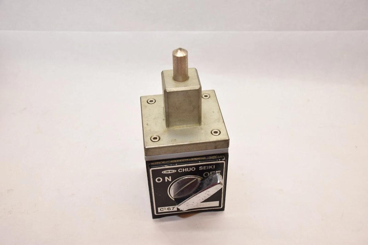 Used CHUO SEIKI C-67, C67 Machinist Magnet Stand, magnetic