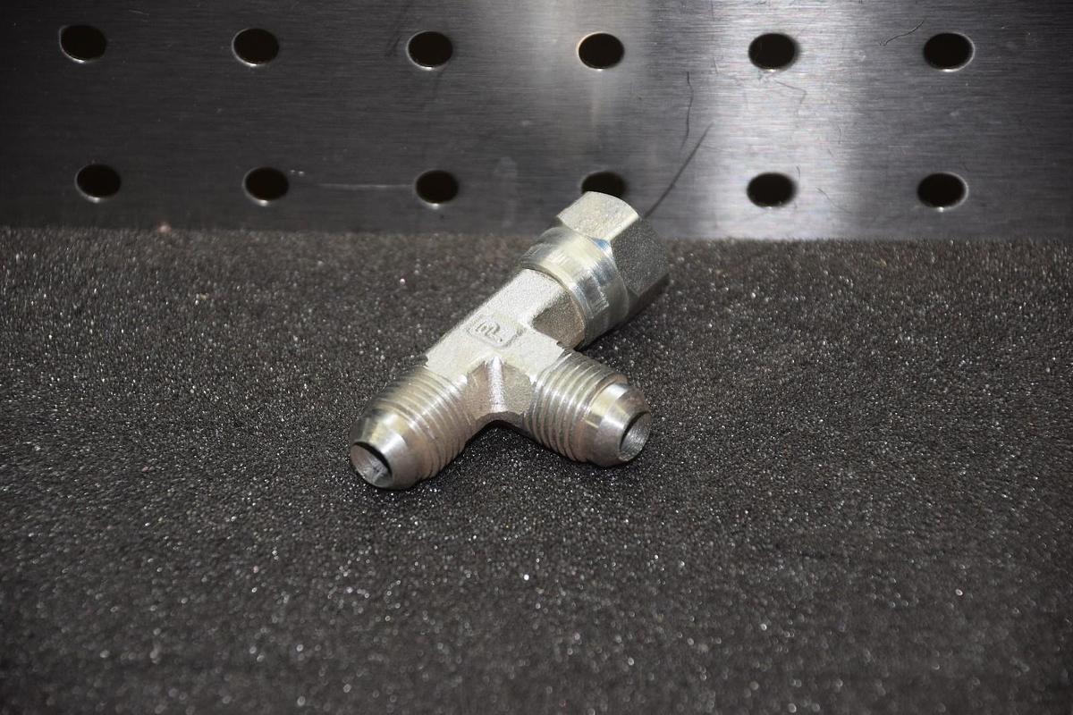 PARKER  6 R6X-S Parker #6 Male JIC by #6 Female JIC Swivel by #6 Male JIC Tee