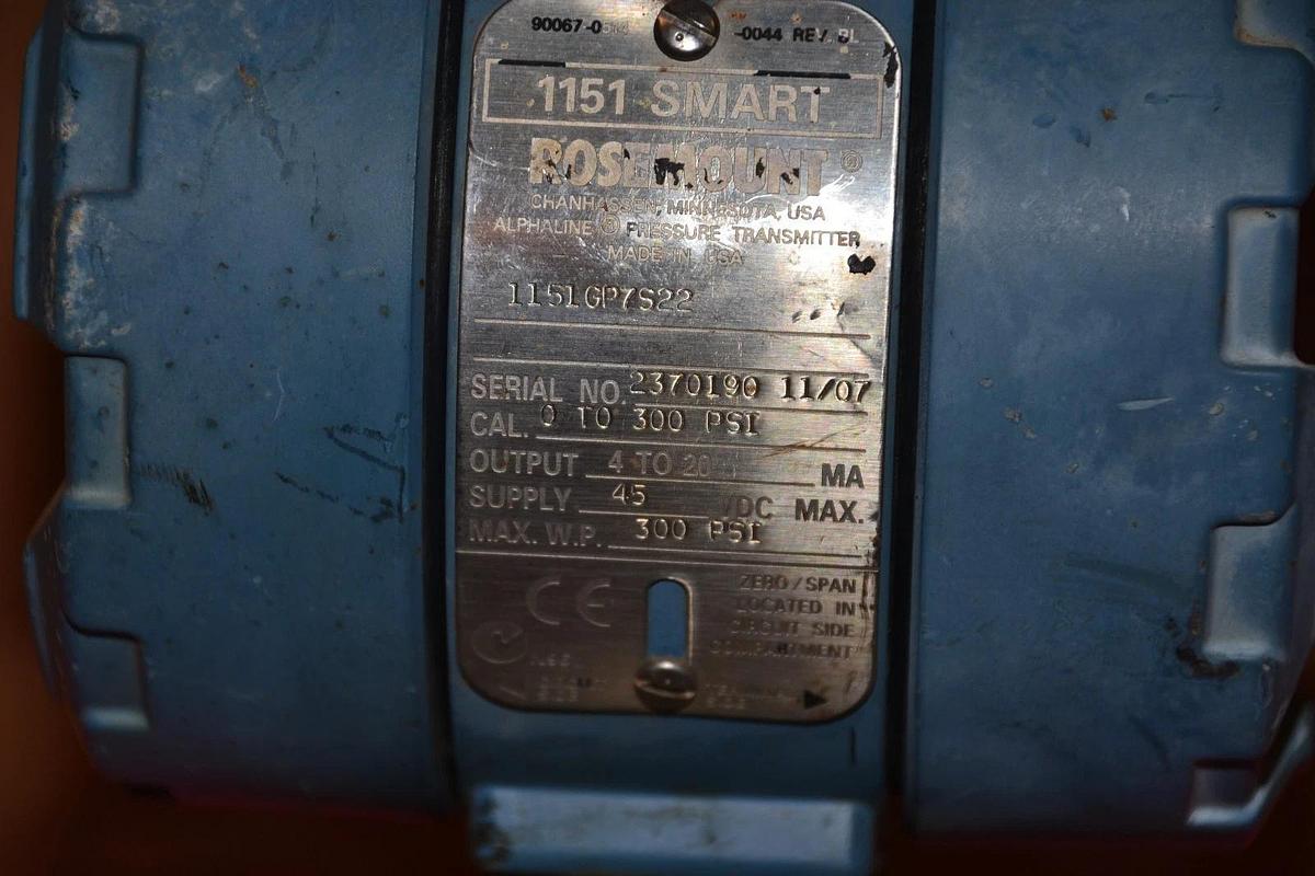 Used ROSEMOUNT 1151 SMART TRANSMITTER 1151GP7S22 GP7S22 300 PSI