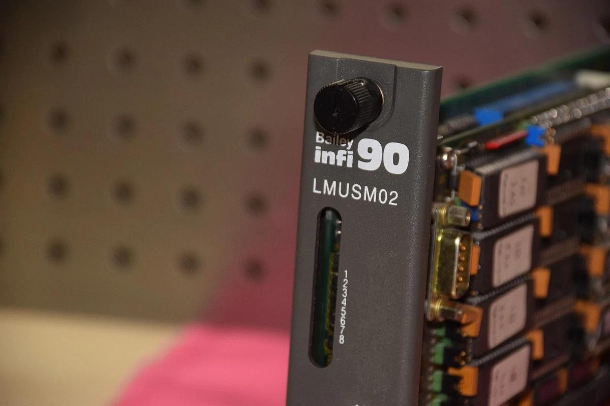 Used BAILEY ASEA BROWN BOVERI ABB LMUSM02 Univ. Simulation Module