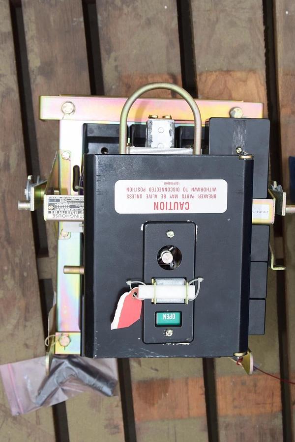 Used Westinghouse Air Circuit Breaker Type DB15 225 Frame Size 600VAC  (New)