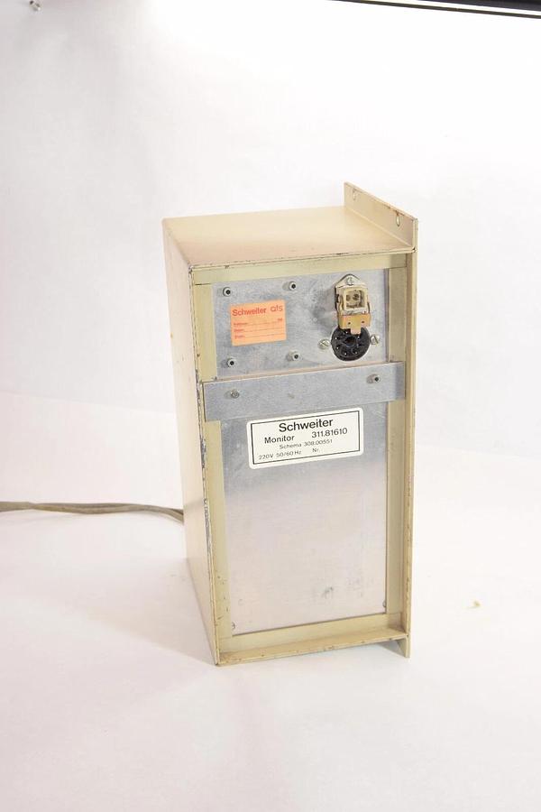 Used SCHWEITER 311.81610 311 81610 31181610 220V 50/60 Monitor