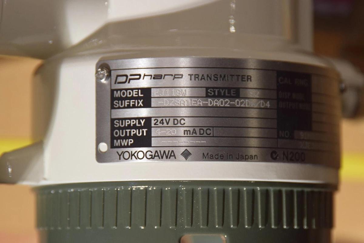 Yokogawa Diaphragm Sealed Diff Pressure Transmitter EJ118W-DZSA1EA-DA02-02DA/D4