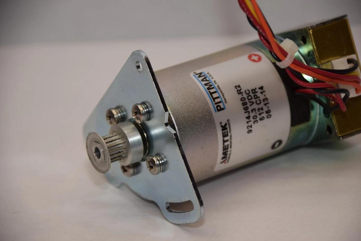 Used AMETEK / PITTMAN 9214J680-R2 30.3Vdc Motor