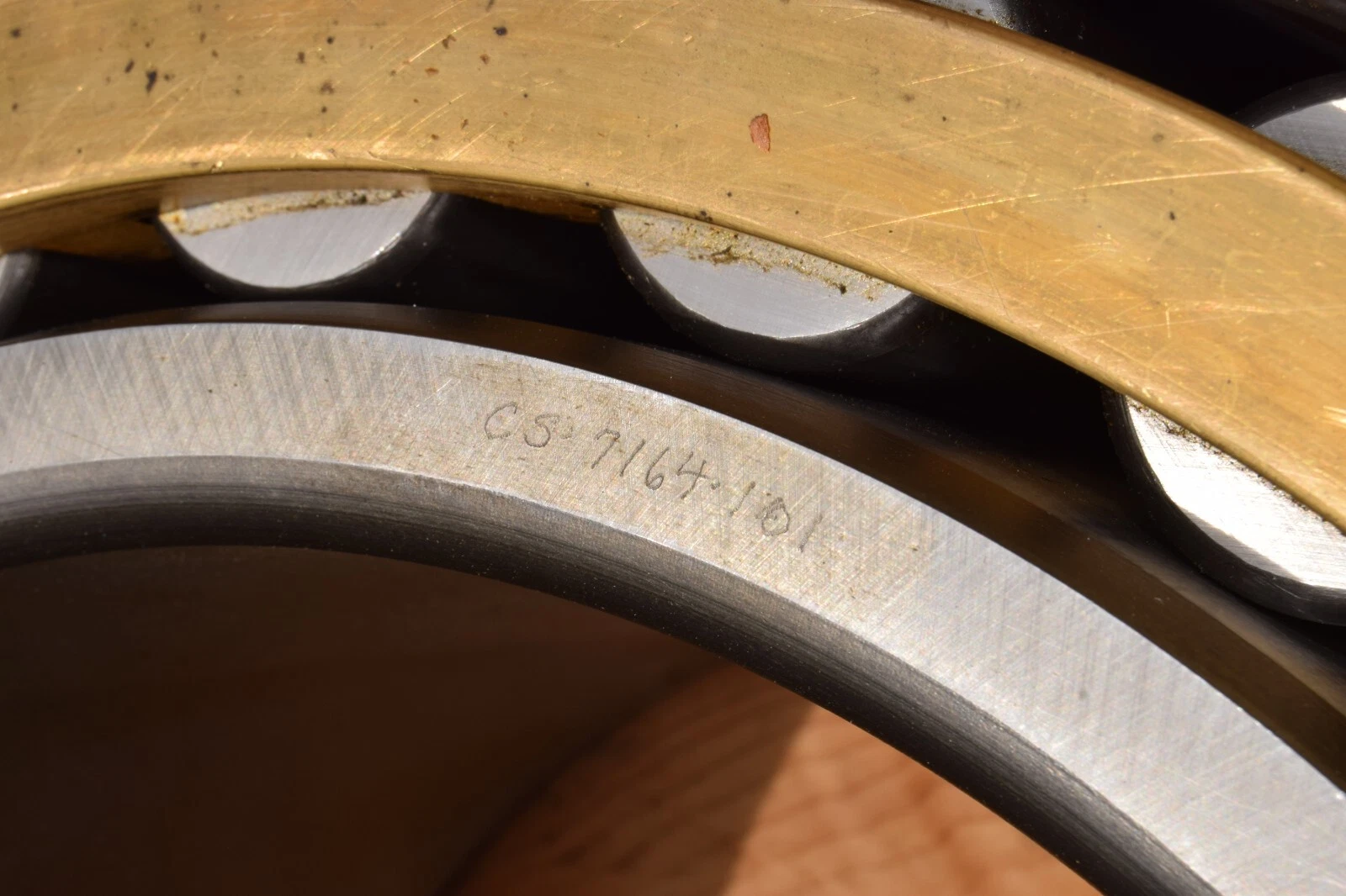 Rollway USA Bearing CS-7164-101 CS7164101 CS.7164.101 OD approx 21" ID 13" NEW