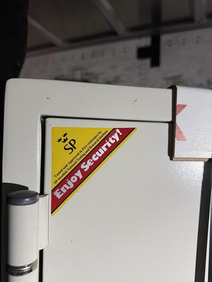 Used Phoenix 500 Data Commander Fire Media Safe 500 Series 2-Hour Fire Safe