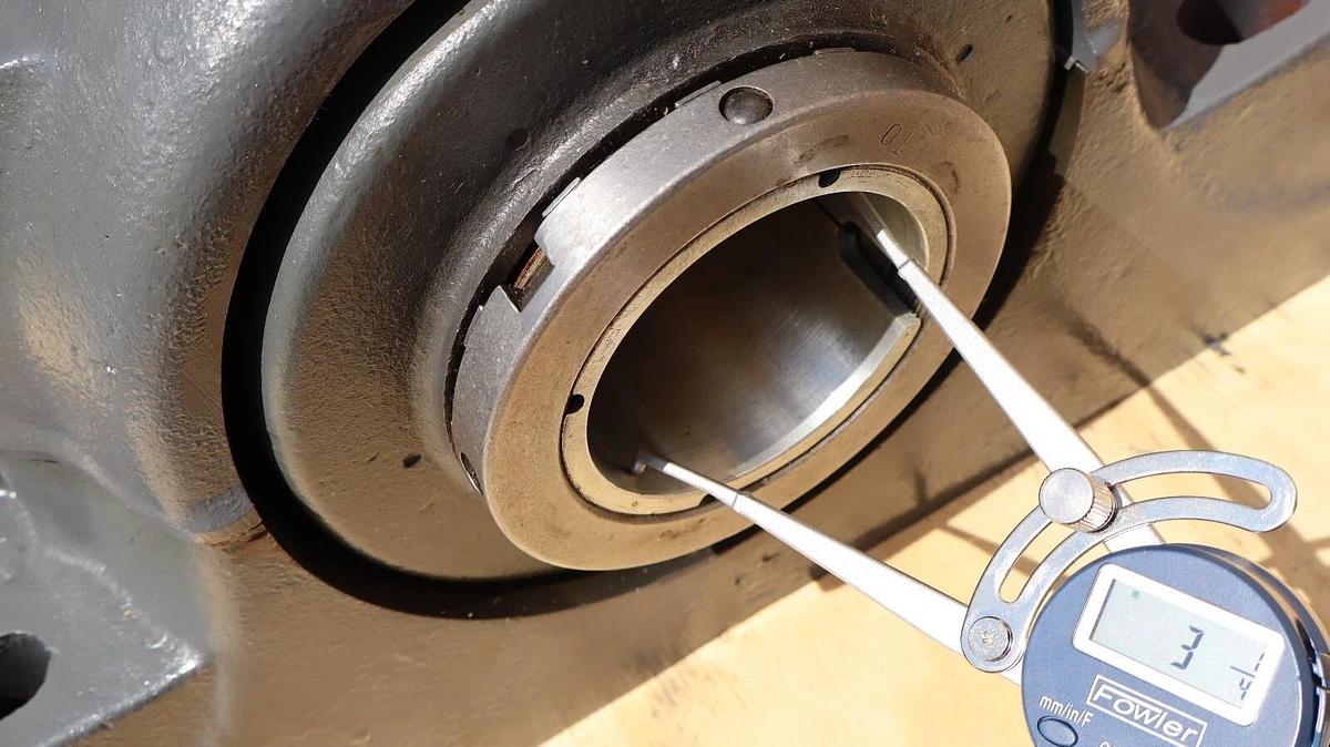 Dodge 2 Bolt Split Pillow Block Bearing and Housing 3-1/4" 3 1/4 AA1612 NOS