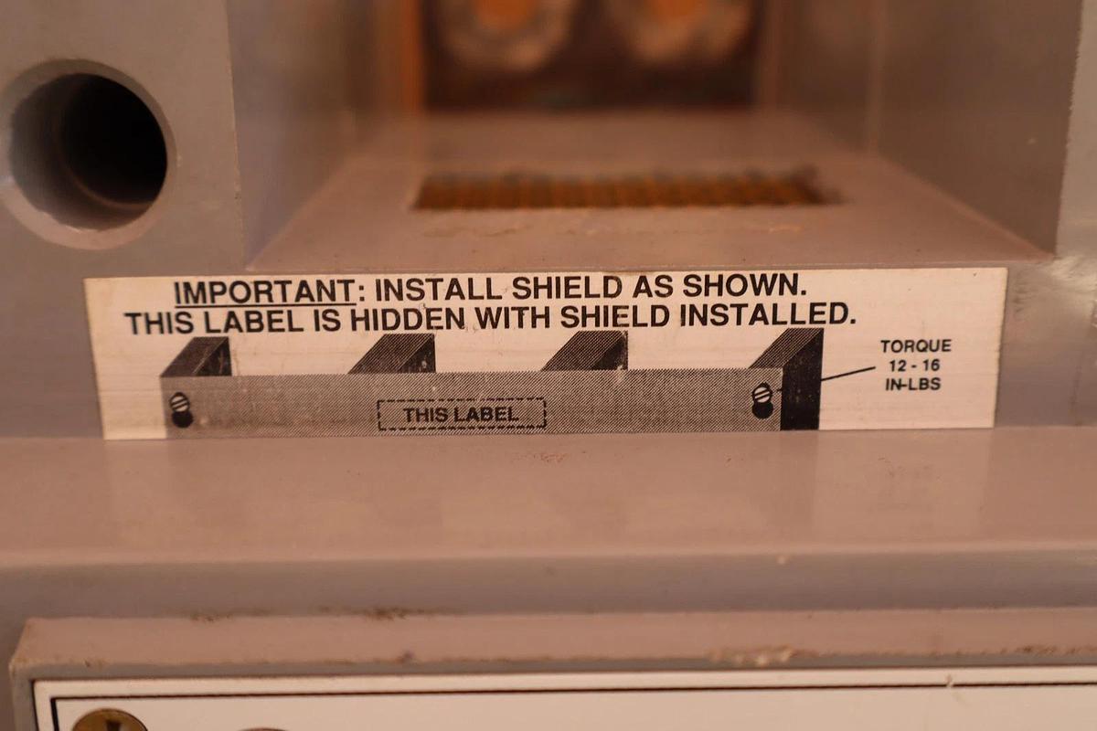 Used GE Power Break Disconnect 1600 Amp 1600A TP1616TTR Plug TR16B1600 C216LSI