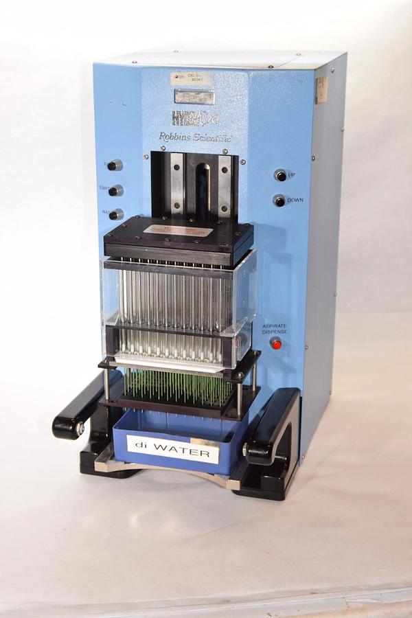 Used ROBBINS SCIENTIFIC Hydra96 115V 60H 240W Liquid Handler System