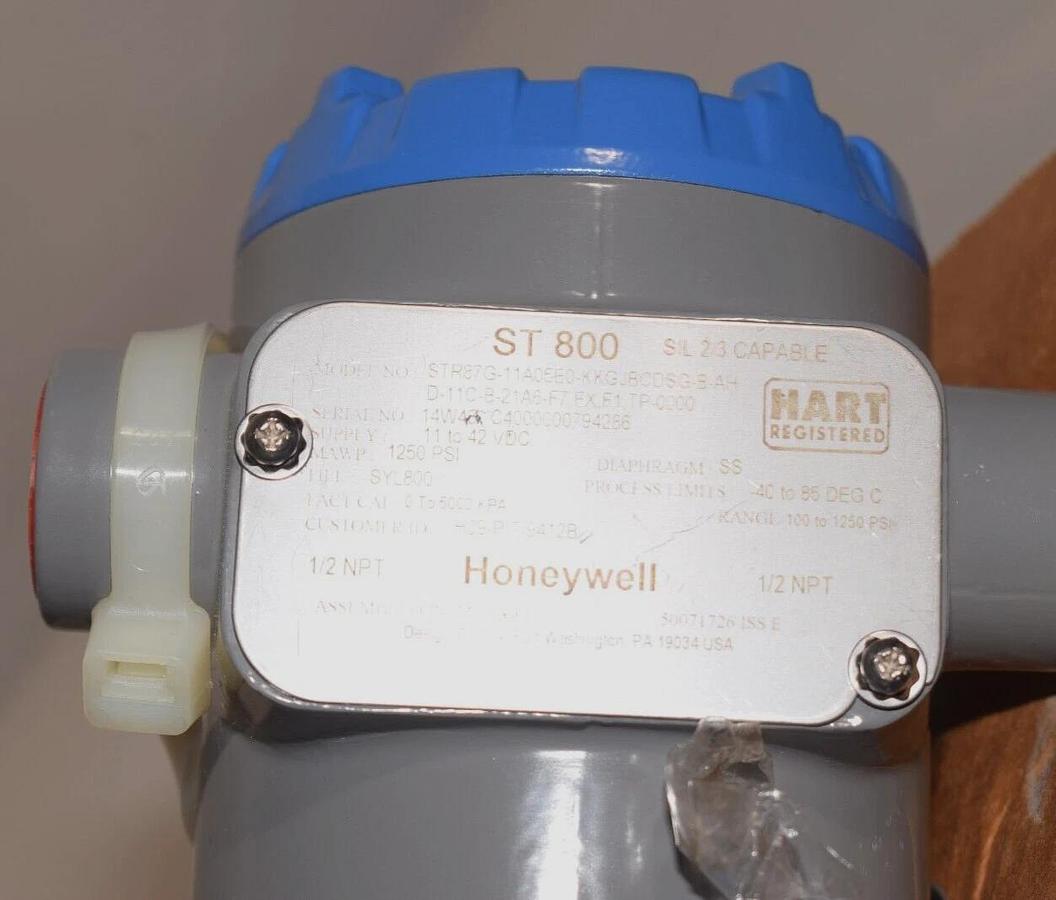 Honeywell STR800 GP Remote Seal ST800 STR87G-11A05E0-KKGJBCDSG-B-AHD-11C-B  NEW