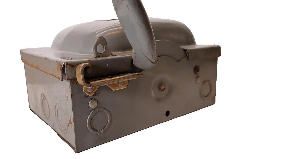 Used SQUARE D K-313304 K313304 30Amp 30 A 3ph 600Vac 250Vdc Safety Switch